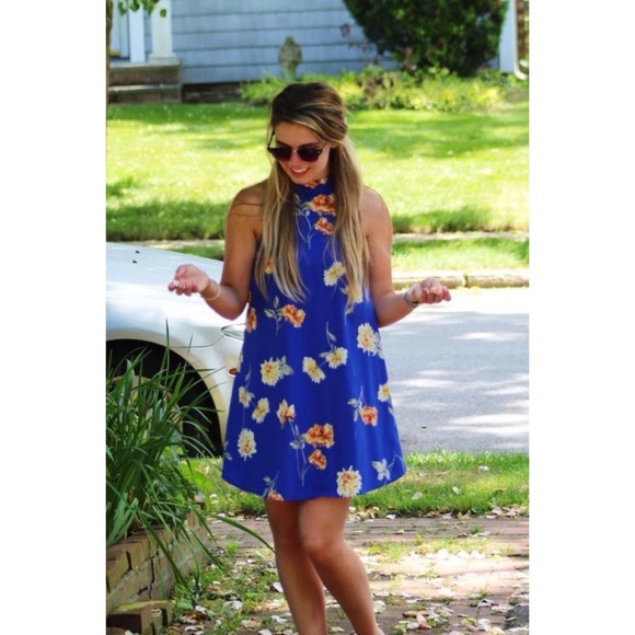 🌸 “Flower Power” Halter Bow Tie Print Swing Dress - Picture 9 of 16